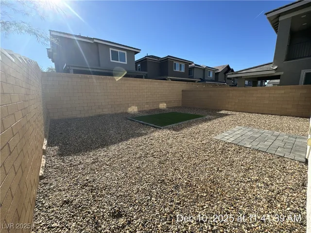 $2,100 | 117 Destiny Orch Court, Henderson, NV 89011