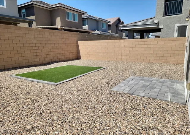 $2,100 | 117 Destiny Orch Court, Henderson, NV 89011