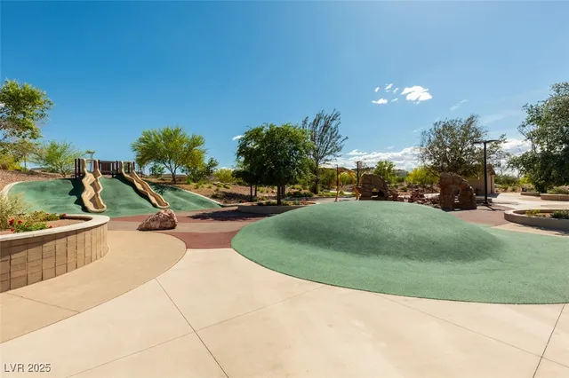 $2,100 | 117 Destiny Orch Court, Henderson, NV 89011