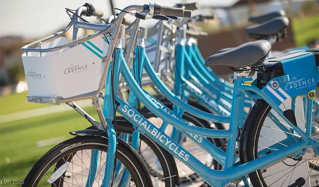 $2,100 | 117 Destiny Orch Court, Henderson, NV 89011