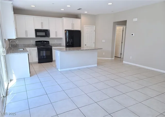 $2,100 | 117 Destiny Orch Court, Henderson, NV 89011