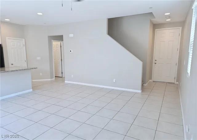$2,100 | 117 Destiny Orch Court, Henderson, NV 89011
