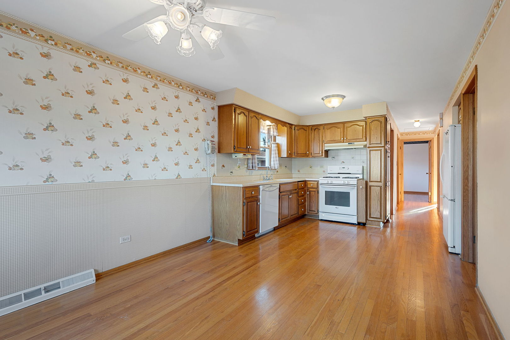 11008 Parkside Avenue Chicago Ridge, IL 60415 - Photo 25 of 44 Gallery Image 25
