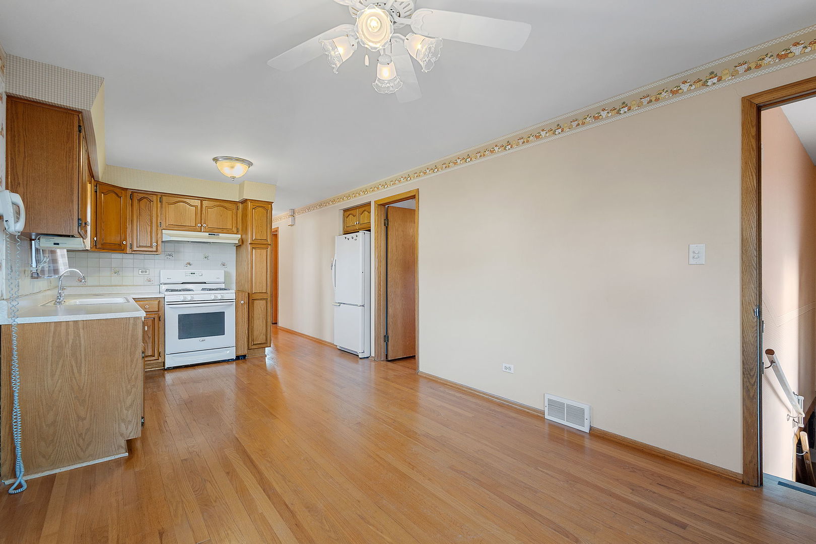 11008 Parkside Avenue Chicago Ridge, IL 60415 - Photo 26 of 44 Gallery Image 26