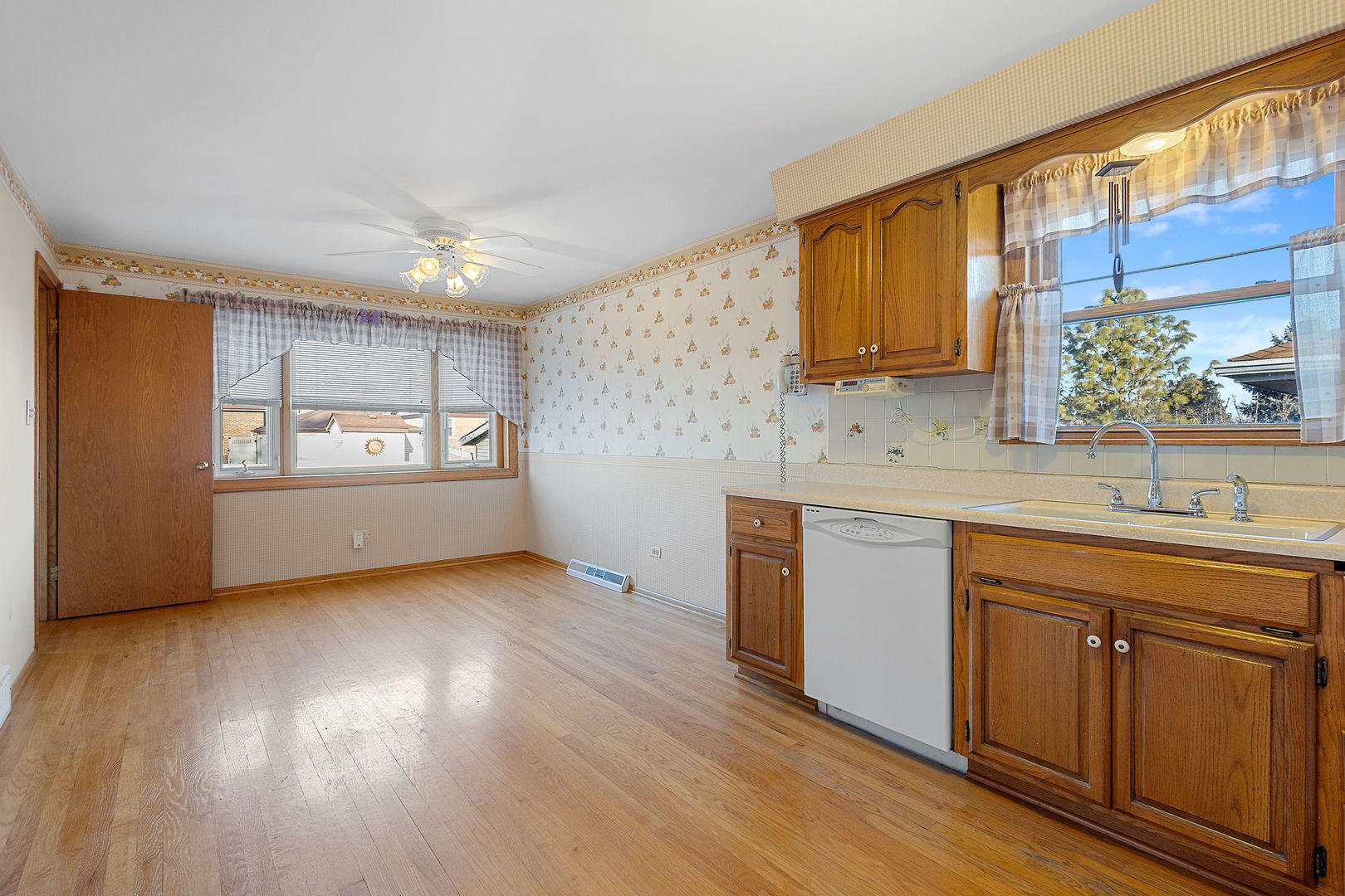 11008 Parkside Avenue Chicago Ridge, IL 60415 - Photo 27 of 44 Gallery Image 27