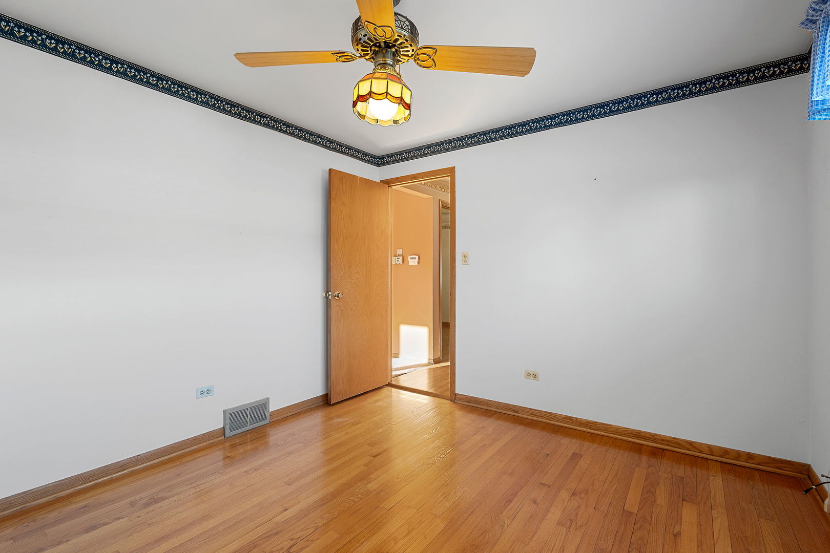 11008 Parkside Avenue Chicago Ridge, IL 60415 - Photo 29 of 44 Gallery Image 29