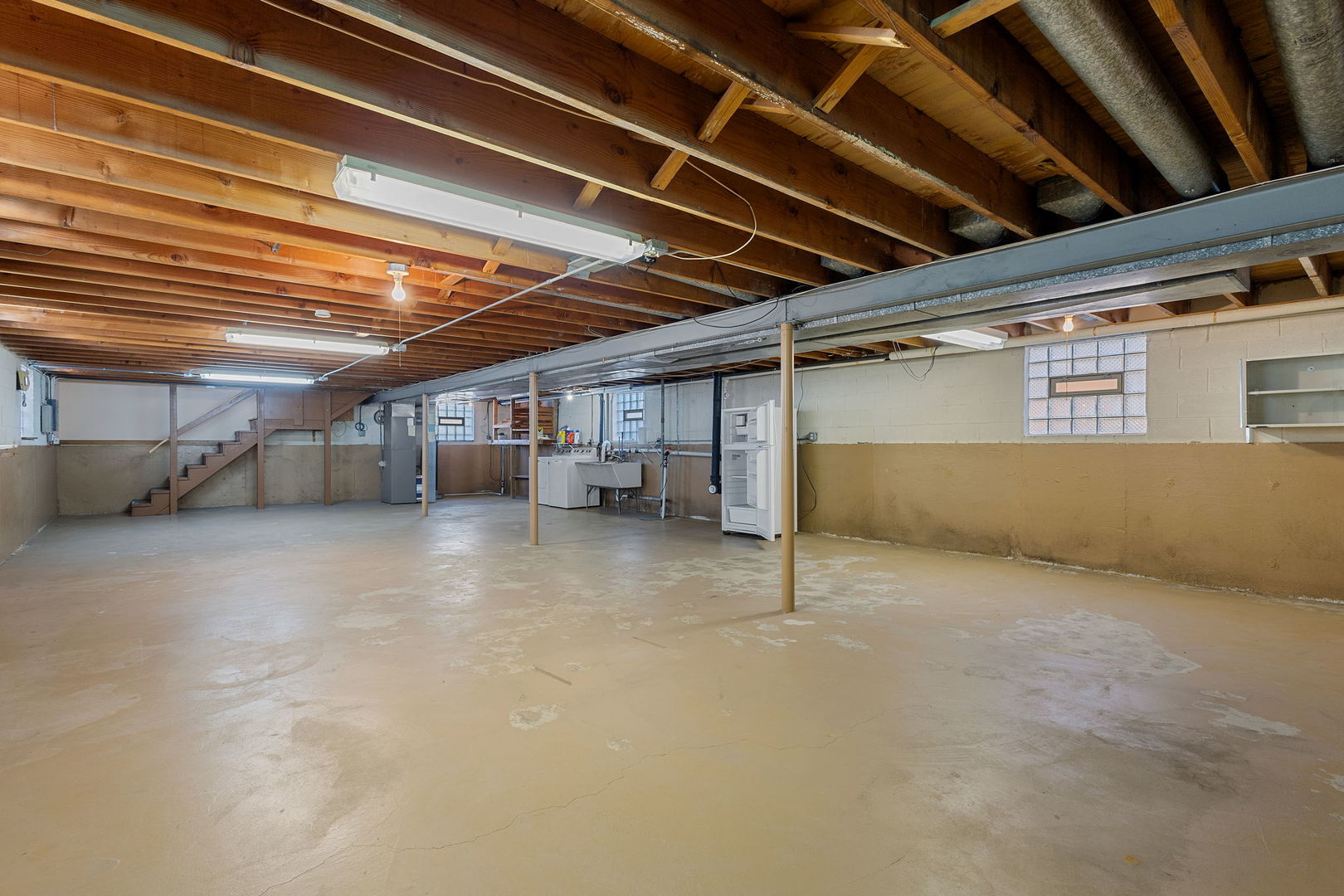 11008 Parkside Avenue Chicago Ridge, IL 60415 - Photo 10 of 44 Gallery Image 10