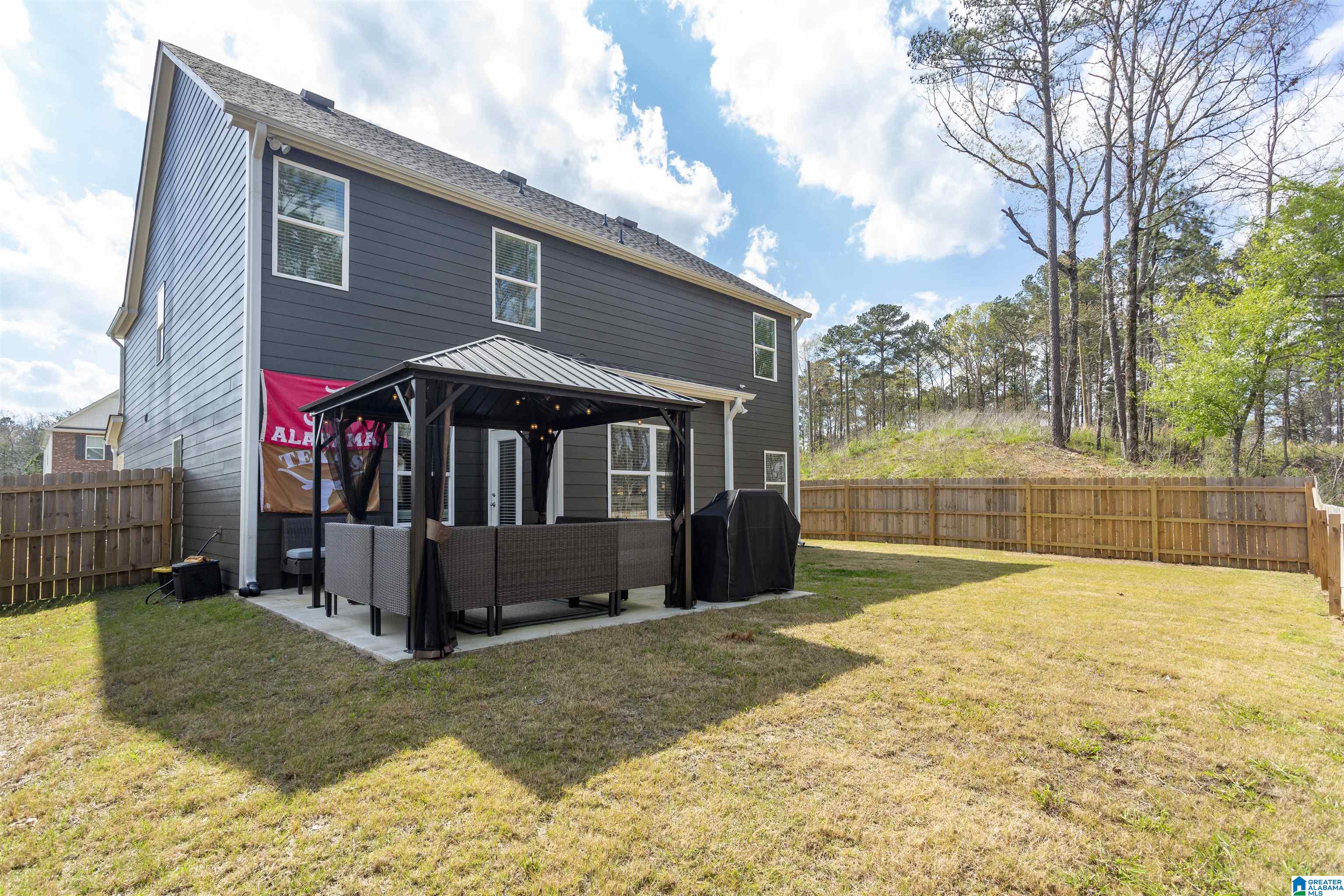 1202 Merion Drive Calera, AL 35040 - Photo 4 of 47