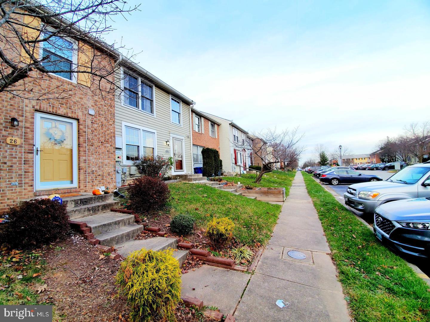 24 Ramsgate Court Baltimore, MD 21227 - Photo 4 of 53 Gallery Image 4