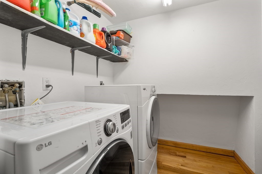 22 Robbin Road Canton, MA 02021 - Photo 31 of 40 a utility room with dryer and washer