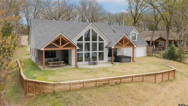 $1,545,000 | 208 County Road 2129, Pittsburg, TX 75686
