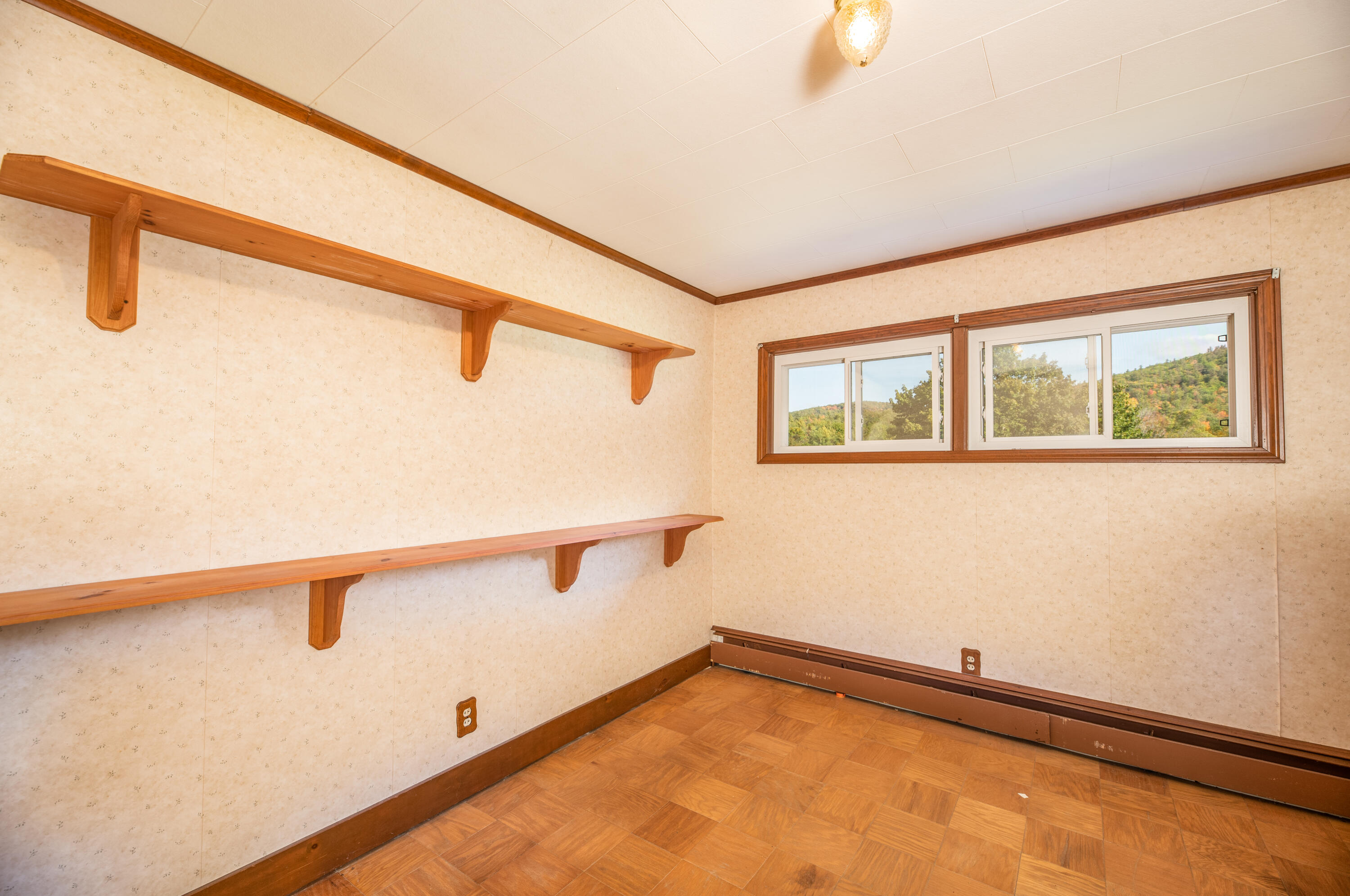 311 Auburn Road Peru, ME 04290 - Photo 15 of 25 Interior5
