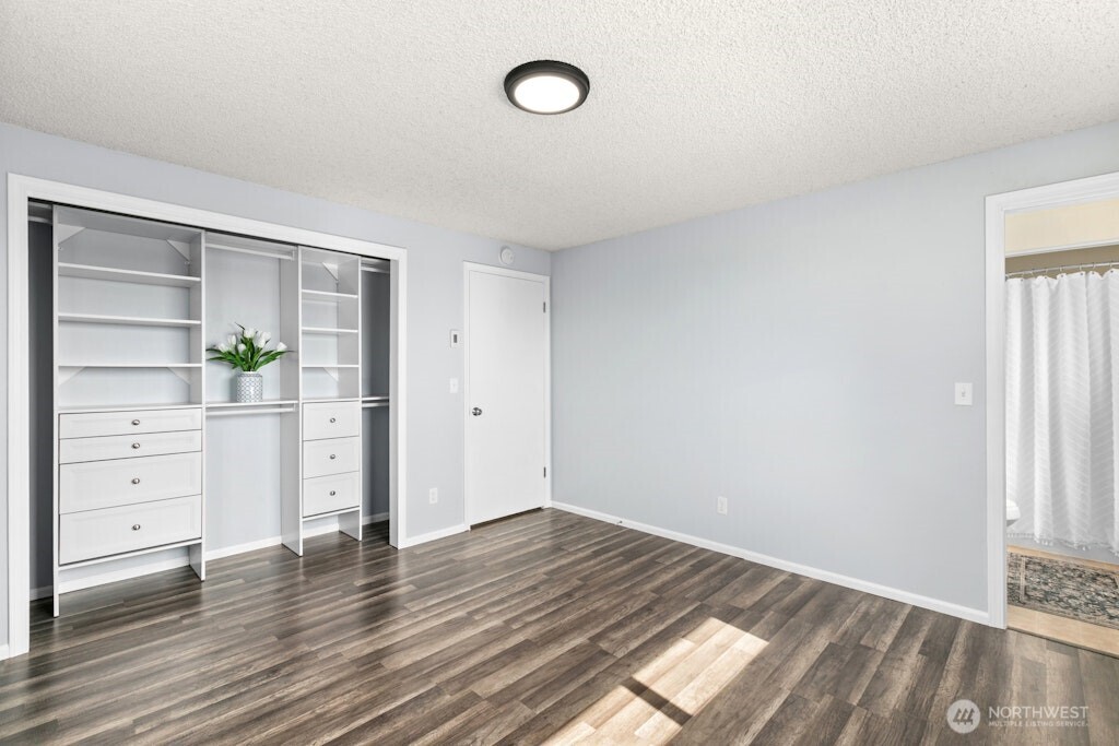 335 Southwest 4th Avenue Oak Harbor, WA 98277 - Photo 17 of 27