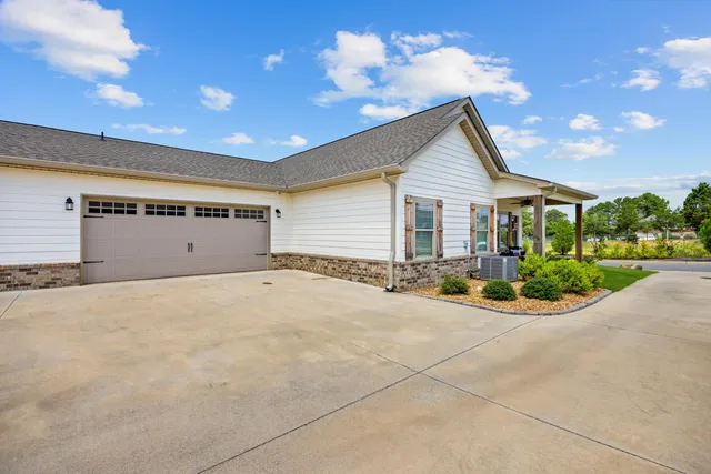 $260,000 | 24 Maddox Lane, Chatsworth, GA 30705