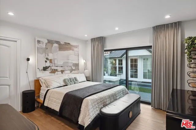 $2,195,000 | 805 South Ogden Drive, Los Angeles, CA 90036