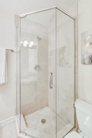 $310,000 | 2201 West Winona Street, Unit G, Chicago, IL 60625