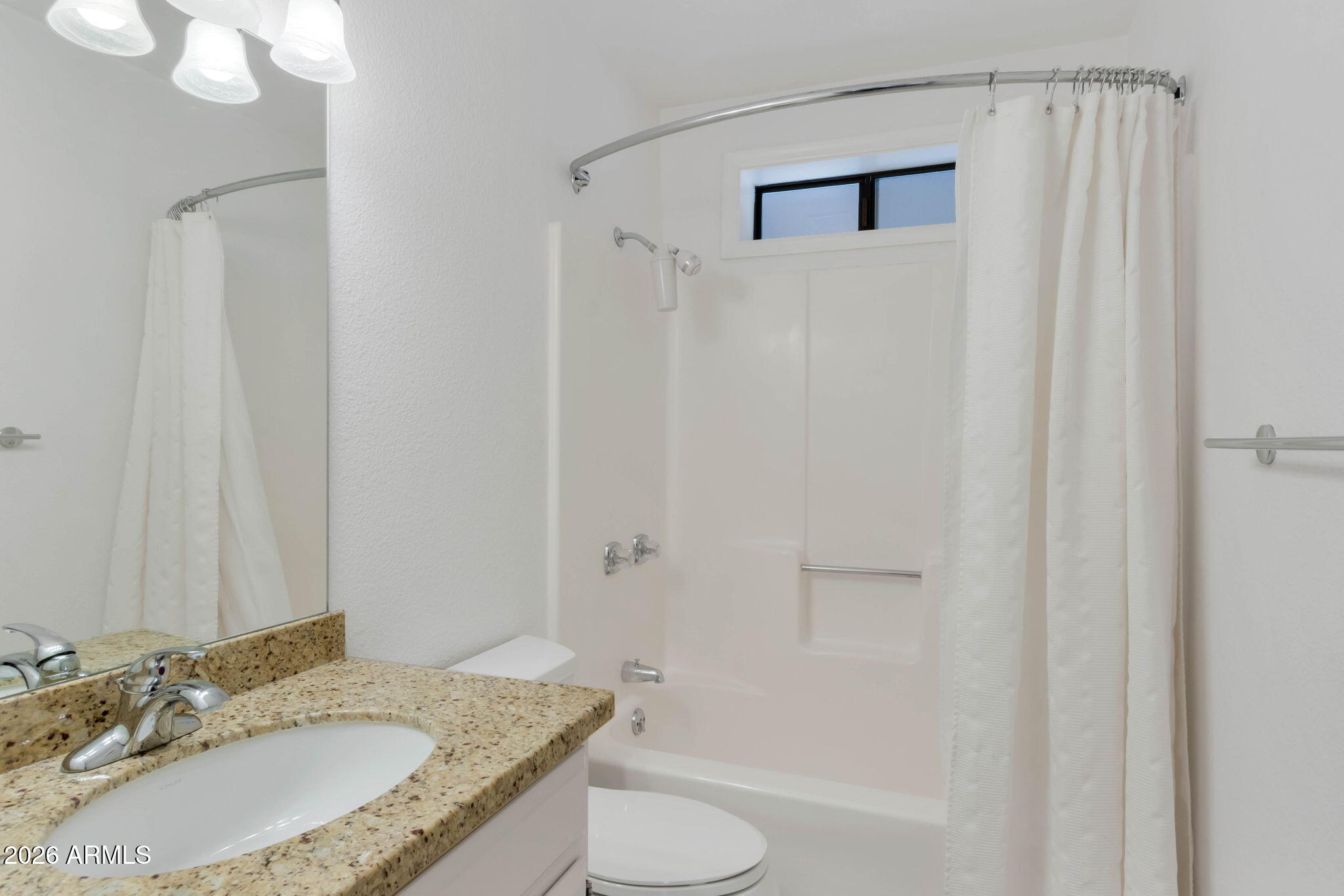 2345 Lariat Road Sedona, AZ 86336 - Photo 30 of 34 Guest Bath