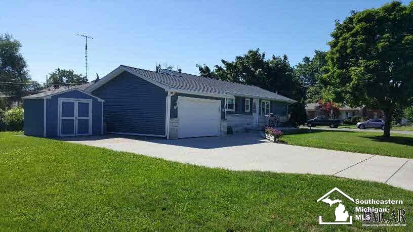 1630 South Custer Road Monroe, MI 48161 - Photo 16 of 21 Side Yard