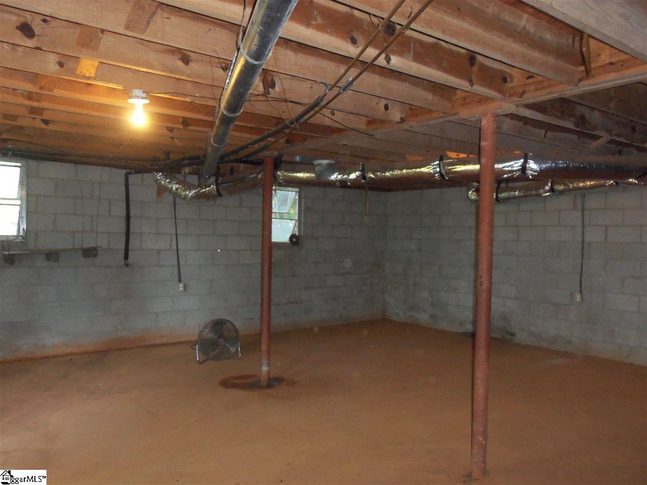 575 Gum Springs Road Taylors, SC 29687 - Photo 28 of 33