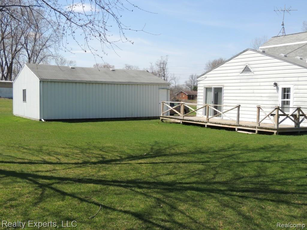 45171 Judd Road Belleville, MI 48111 - Photo 4 of 28