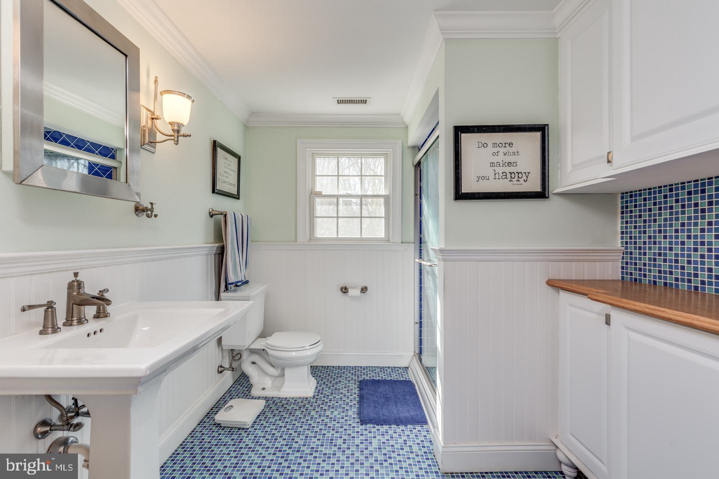 14 Partridge Court Cherry Hill, NJ 08003 - Photo 43 of 65 Main bath