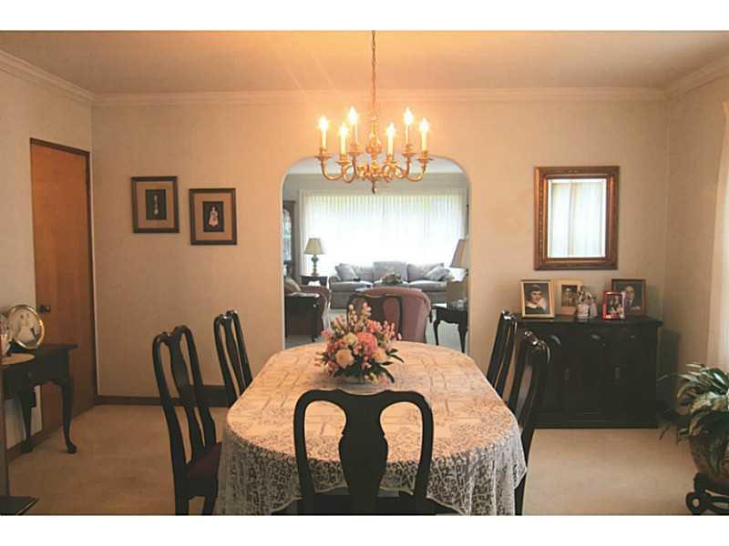 423 Locust Street Indiana, PA 15701 - Photo 5 of 11 Dining Room.