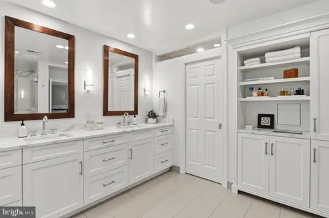 $2,600,000 | 7009 Symphony Court, McLean, VA 22101