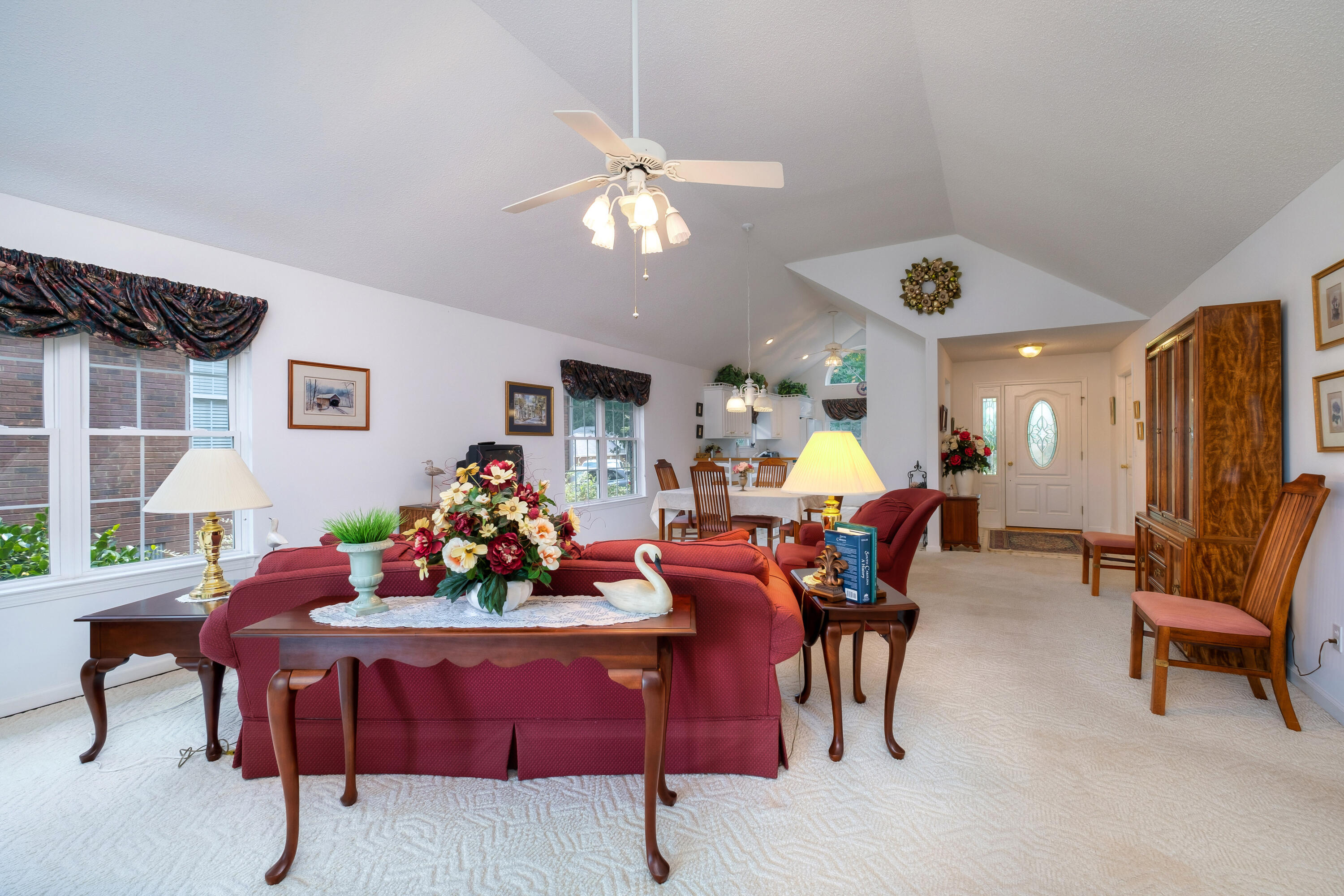 12 Ridge Lake Drive Manning, SC 29102 - Photo 17 of 49 GREAT ROOM