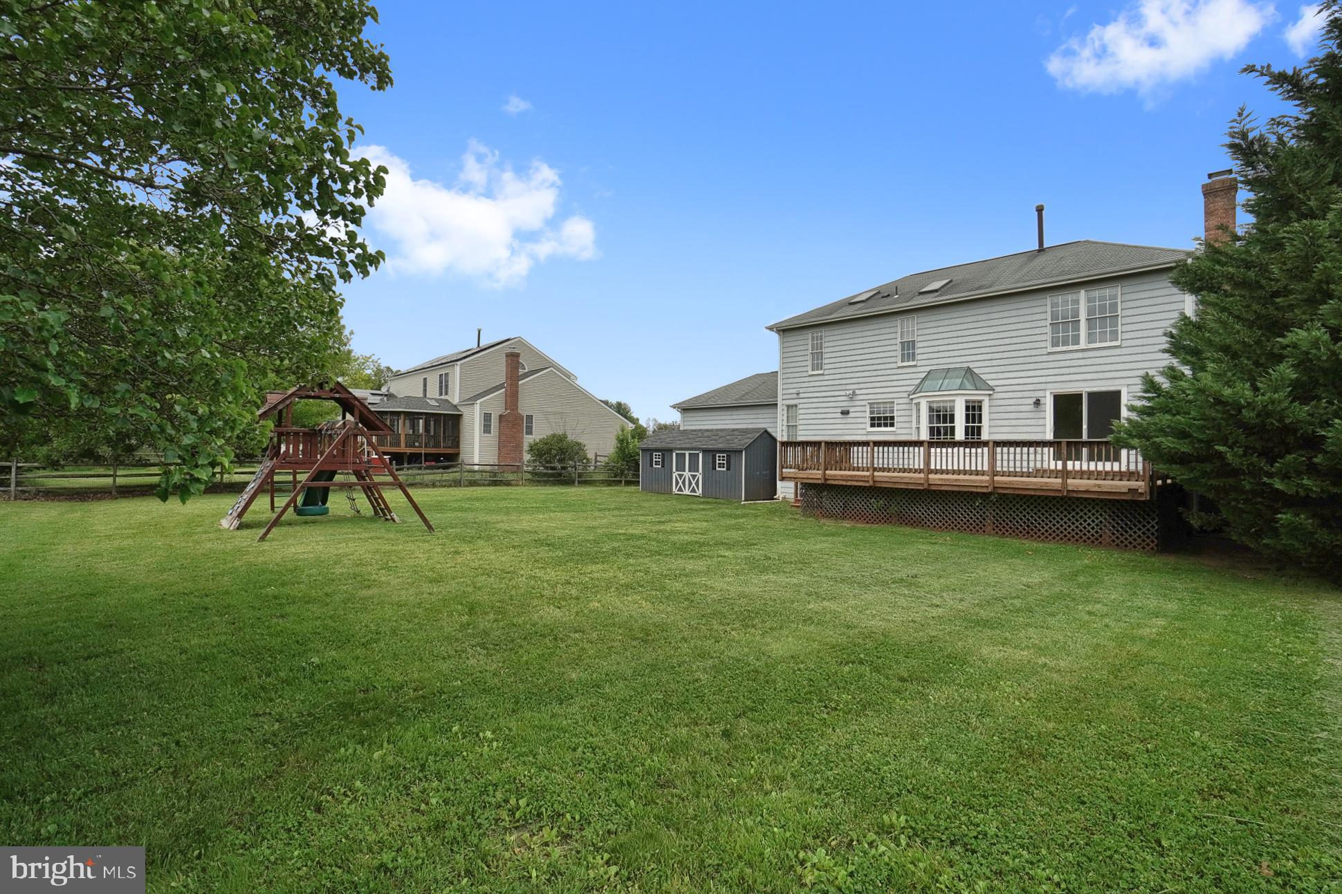 17205 Spates Hill Road Poolesville, MD 20837 - Photo 8 of 59 Look at this backyard!
