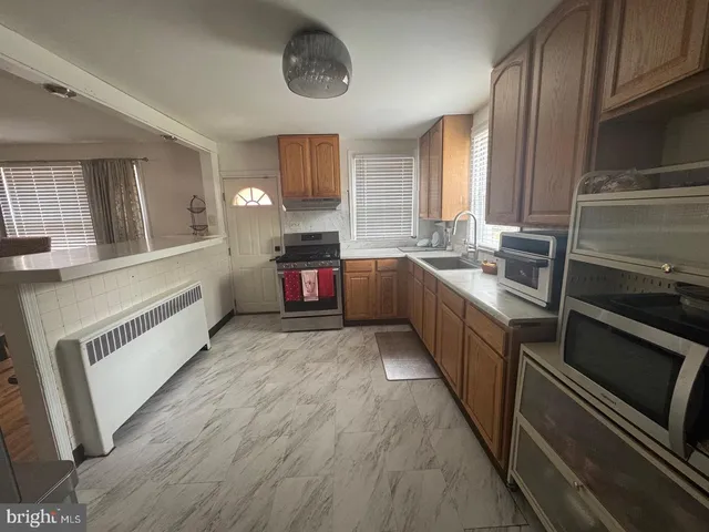 $2,500 | 2431 North 50th Street, Philadelphia, PA 19131