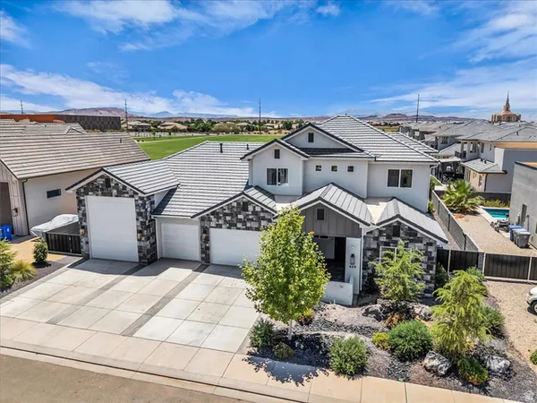 $955,000 | 449 Johann Circle, Washington, UT 84780