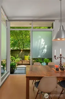 $889,000 | 2517 13th Avenue South, Seattle, WA 98144