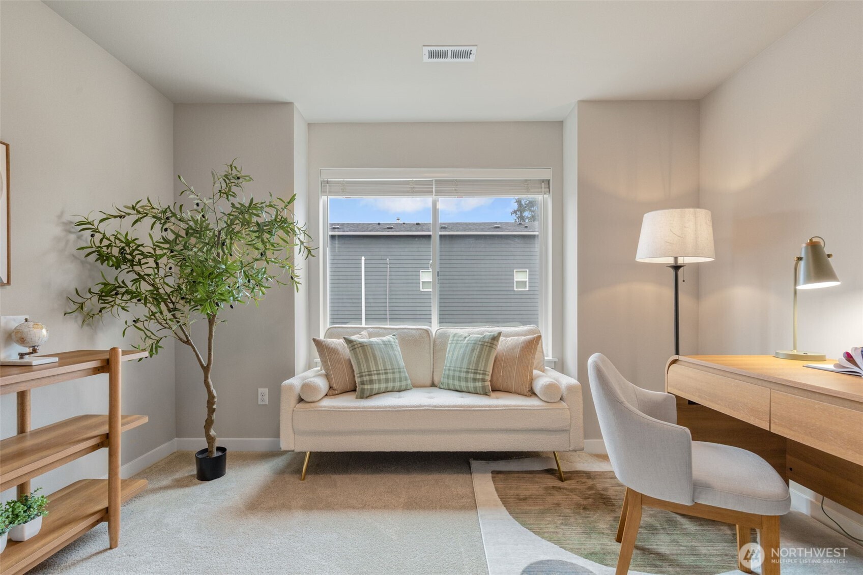 19230 37th Drive Southeast, Unit 4 Bothell, WA 98012 - Photo 26 of 39