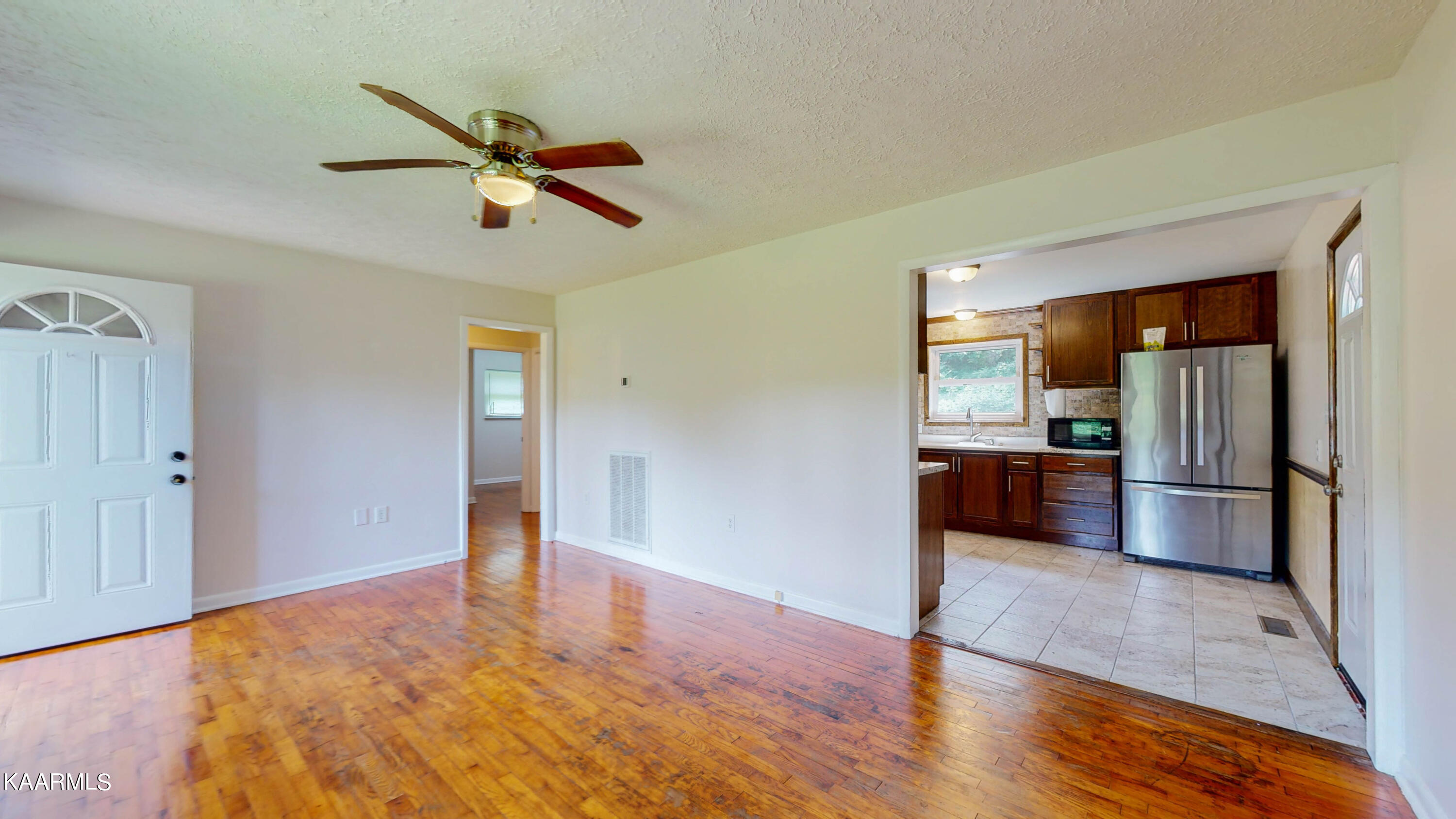 2309 East Wolf Valley Road Clinton, TN 37716 - Photo 8 of 17 2309-E-Wolf-Valley-Rd-09102022_170137