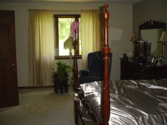 6061 West Cornbread Road Yorktown, IN 47396 - Photo 6 of 9