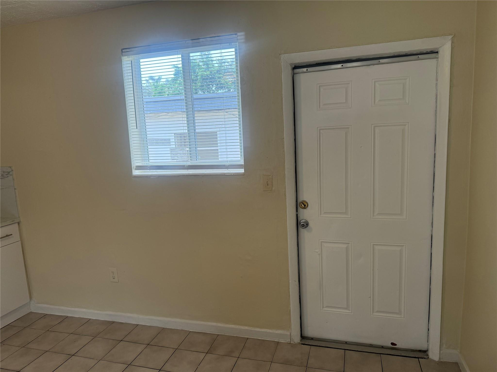2986 Northwest 91st Street Miami, FL 33147 - Photo 18 of 40 Photo 18