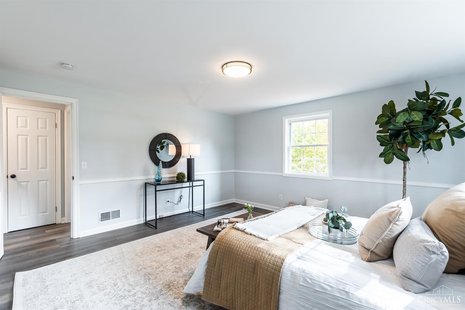 3506 Poole Road Cincinnati, OH 45251 - Photo 15 of 42 Gallery Image 15