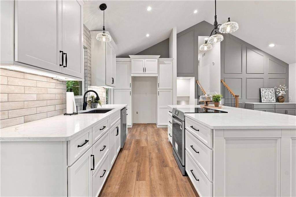 3222 Southwest Pryor Road Lee's Summit, MO 64082 - Photo 12 of 46 Gallery Image 12