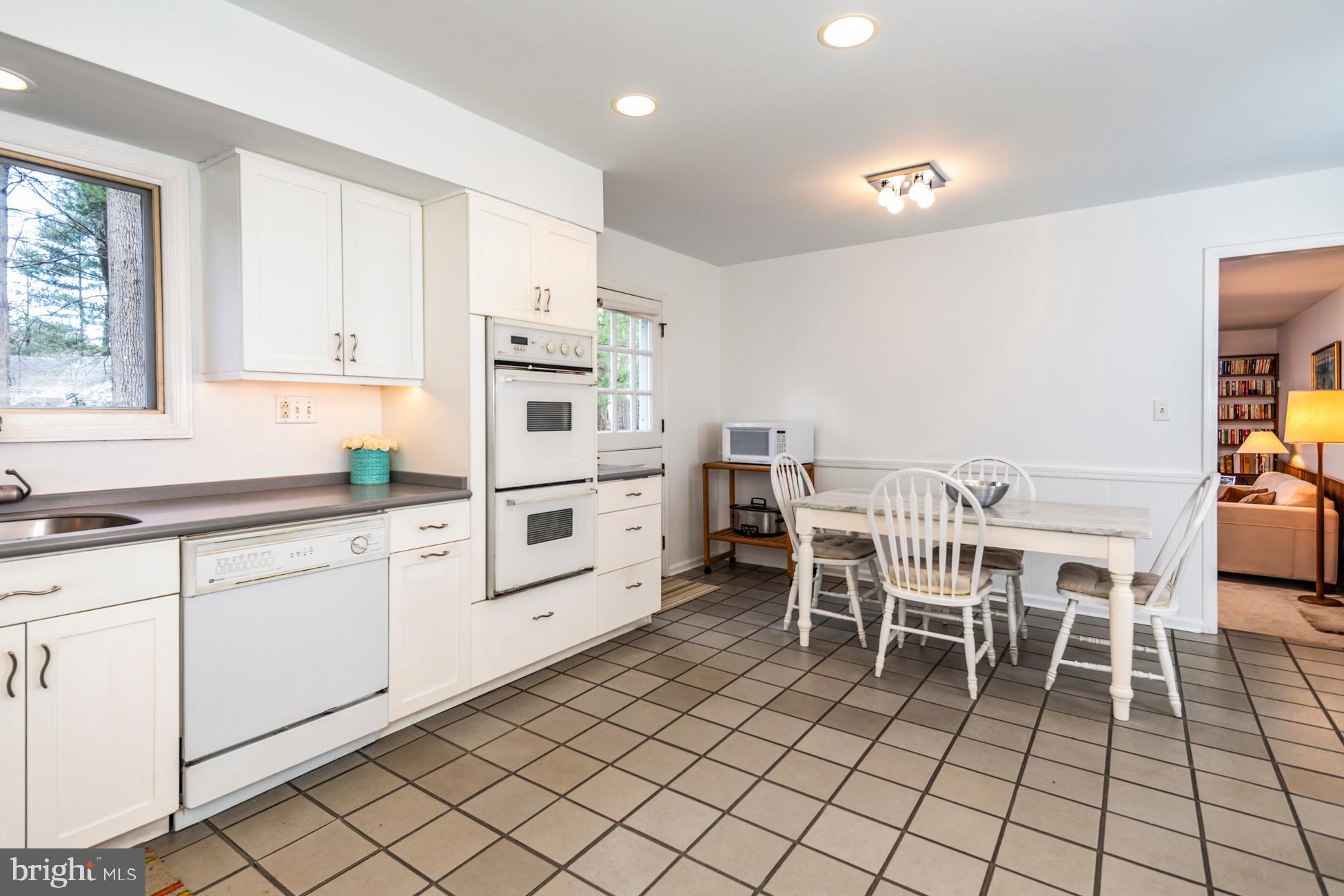 46 Terhune Road Princeton, NJ 08540 - Photo 35 of 36 Kitchen and Breakfast Area