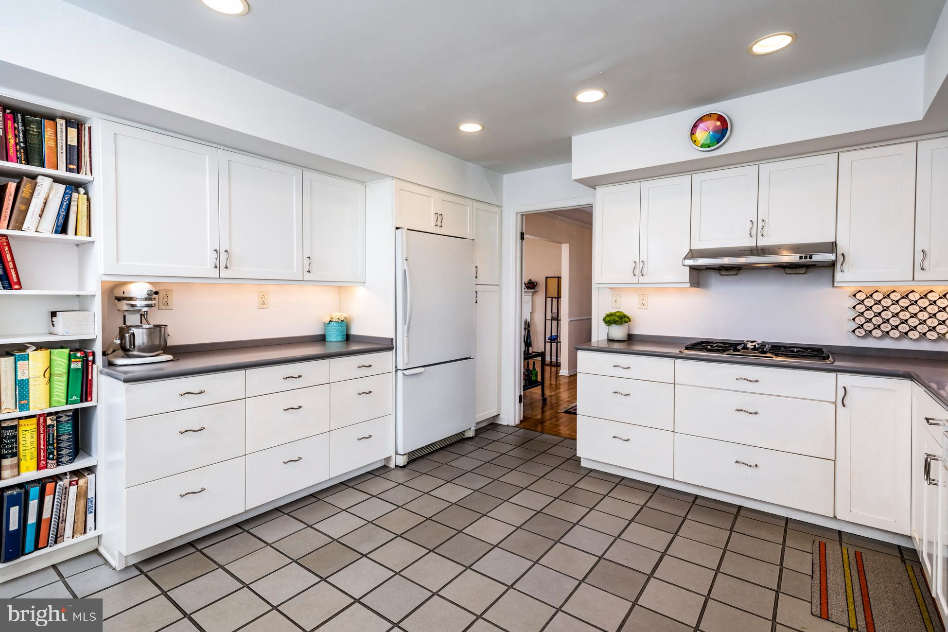 46 Terhune Road Princeton, NJ 08540 - Photo 9 of 36 Kitchen