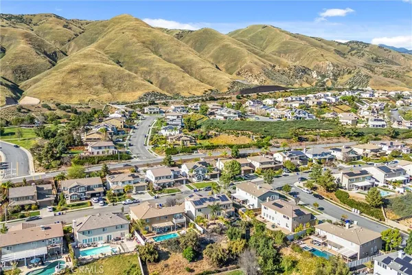 $869,000 | 33741 McKenny Place, Yucaipa, CA 92399