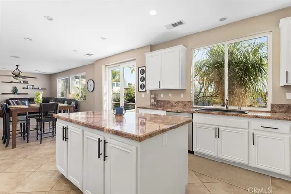 $869,000 | 33741 McKenny Place, Yucaipa, CA 92399