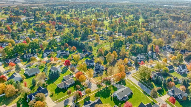 $369,875 | 800 Stetson Street, Tecumseh, MI 49286