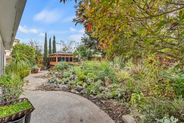 $699,000 | 4920 Van Steyn Court, Elk Grove, CA 95757