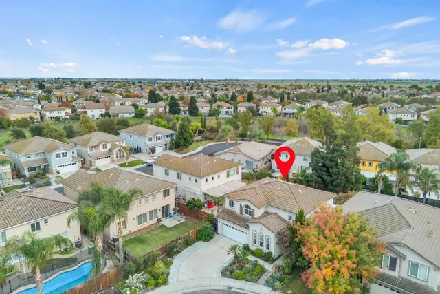 $699,000 | 4920 Van Steyn Court, Elk Grove, CA 95757