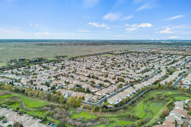 $699,000 | 4920 Van Steyn Court, Elk Grove, CA 95757