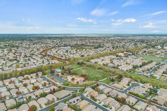 $699,000 | 4920 Van Steyn Court, Elk Grove, CA 95757