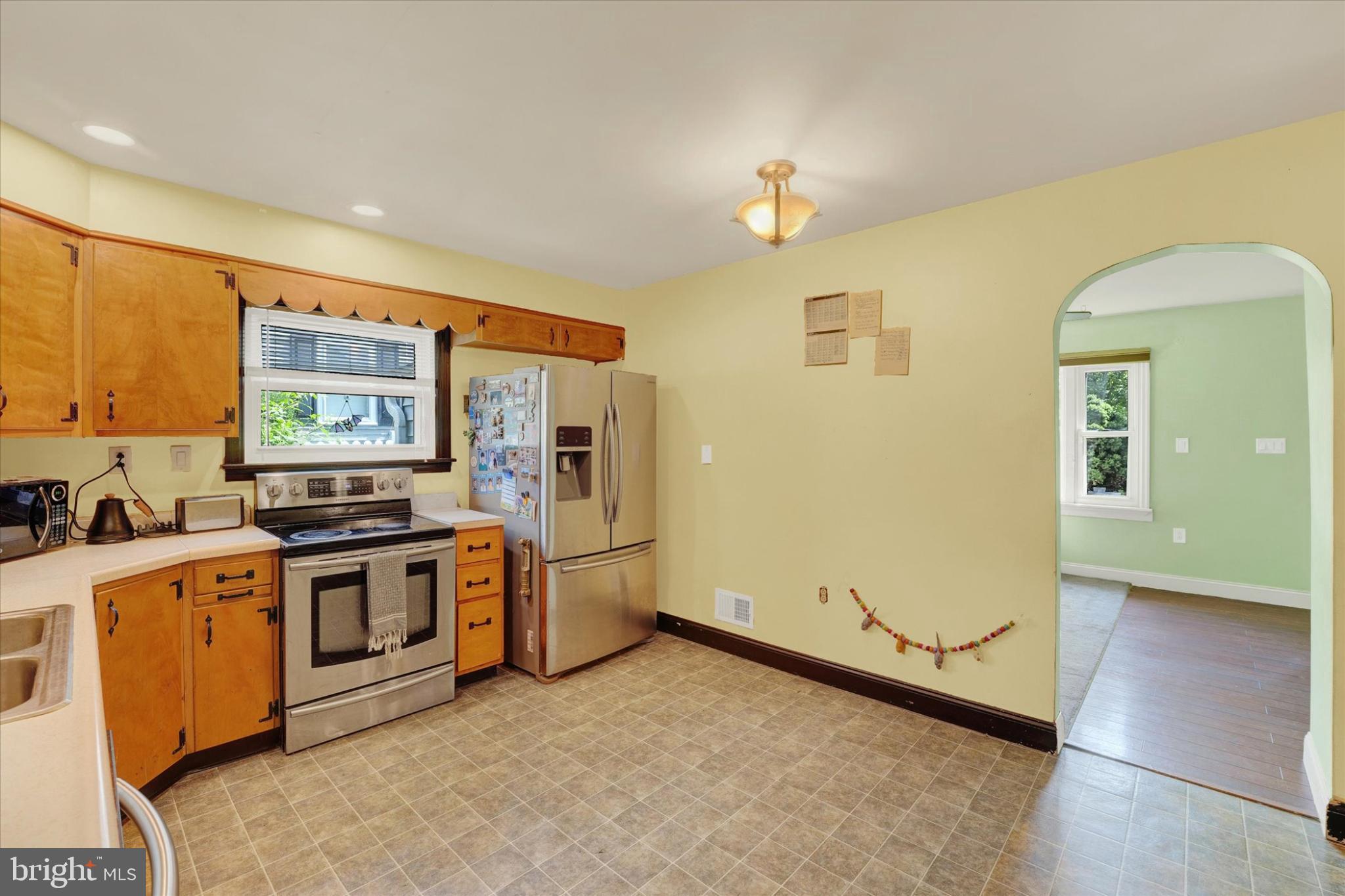 809 Van Reed Road Wyomissing, PA 19610 - Photo 7 of 25 Gallery Image 7