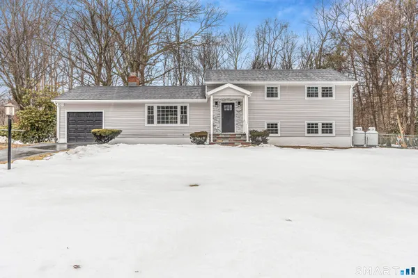 $715,000 | 317 Narrow Lane, Orange, CT 06477