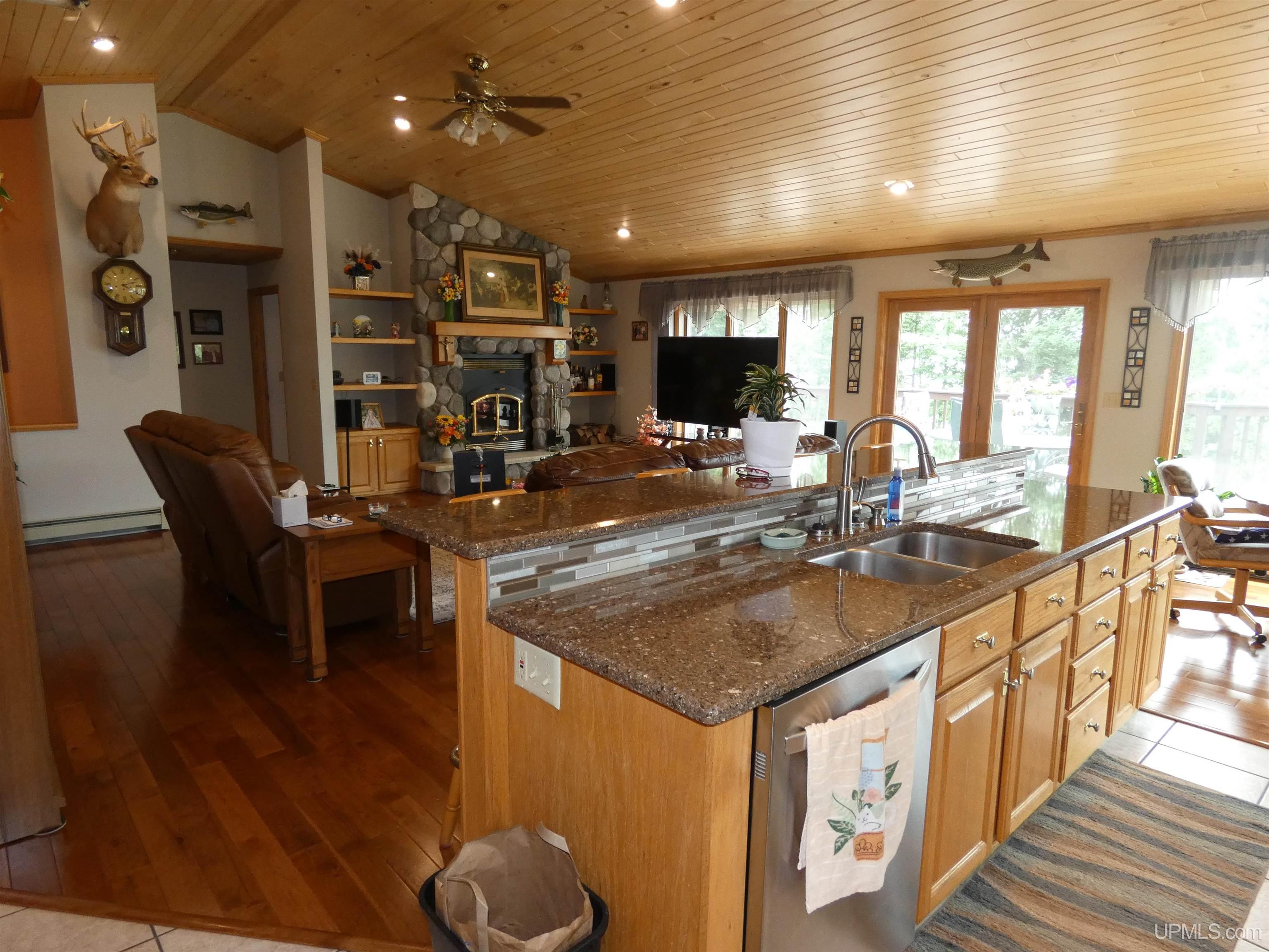 12883 East Shore Road Bergland, MI 49910 - Photo 22 of 56 Gallery Image 22